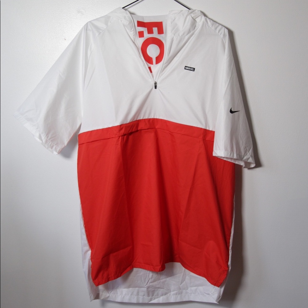 Nike FC Short-sleeve Pullover Windbreaker